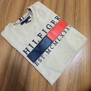Tommy Sweatshirt Beige Color